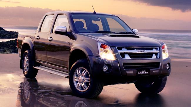 download Isuzu DMax workshop manual