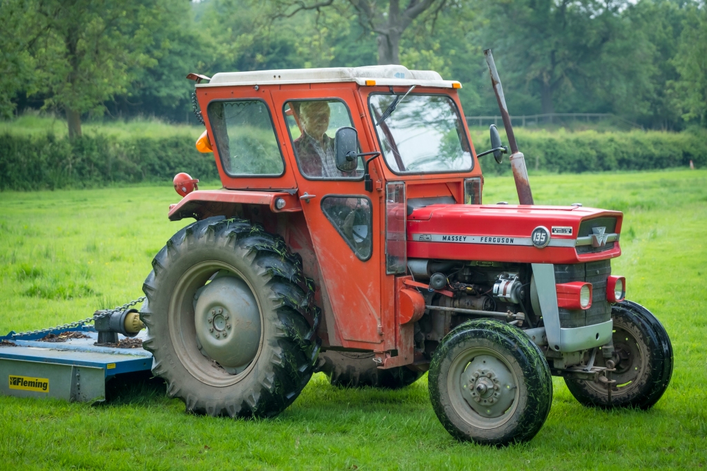 download Massey Ferguson Tractor MF 6100 Series workshop manual