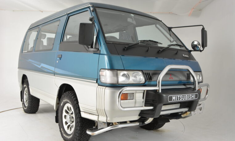 download Mitsubishi Delica L300 workshop manual