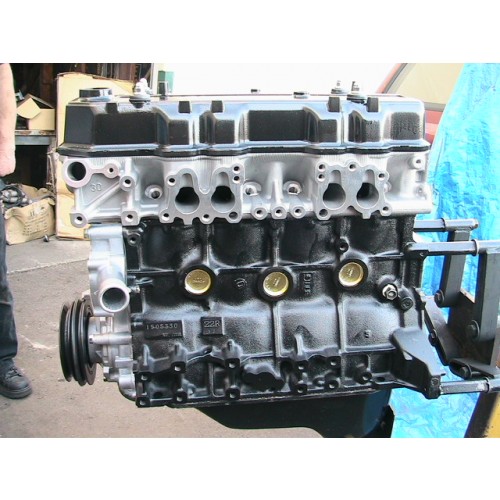 download Toyota 22R 22RE engine workshop manual